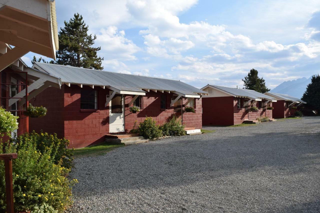 ホテルRedwood Cabins Stanley エクステリア 写真