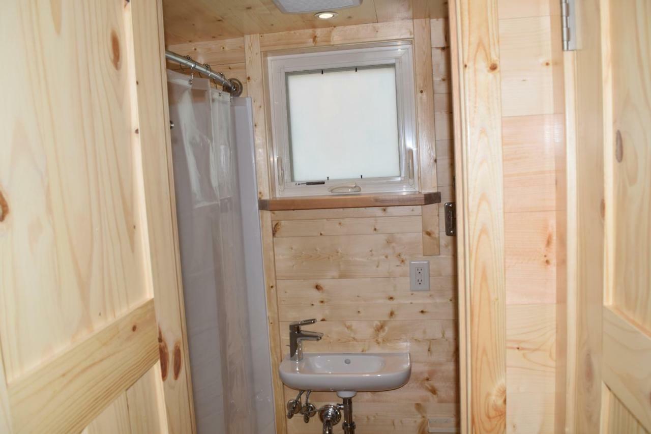 ホテルRedwood Cabins Stanley エクステリア 写真